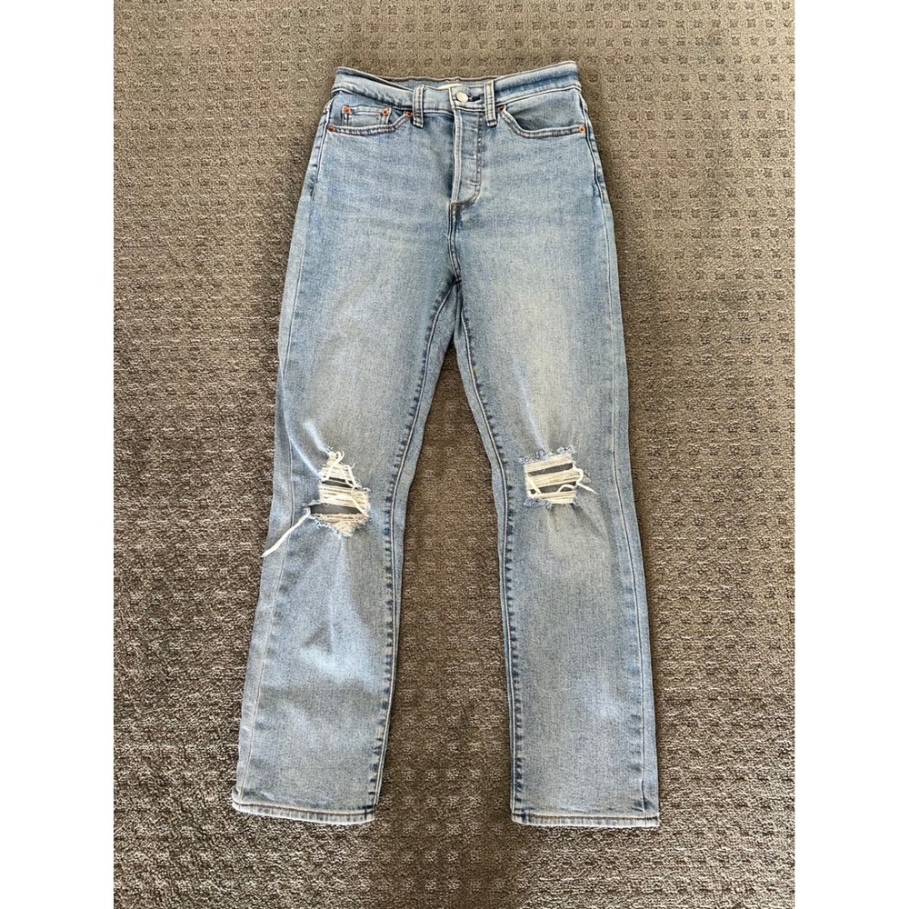 Levis Wedgie Straight Jeans 28 Light Wash Blue Good Condition